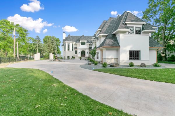 Cost of Concrete Driveway Installation in Stamford