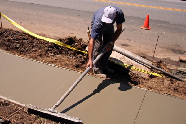 Cost of Sidewalk Building in Stamford