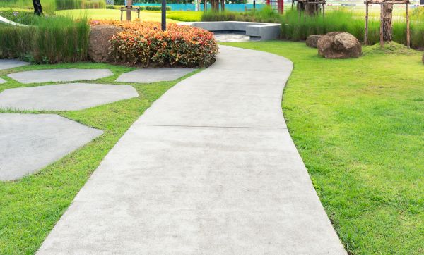 Cost of Concrete Sidewalk Installation in Stamford